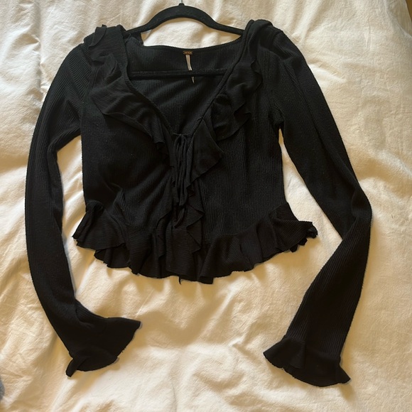 Free people - Picture 1 of 2